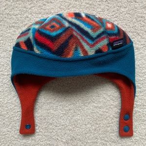 Patagonia fleece reversible winter hat for 2-3 year olds